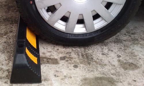 Rubber Wheel Stopper or Parking Blocks | Road Safety Products ...